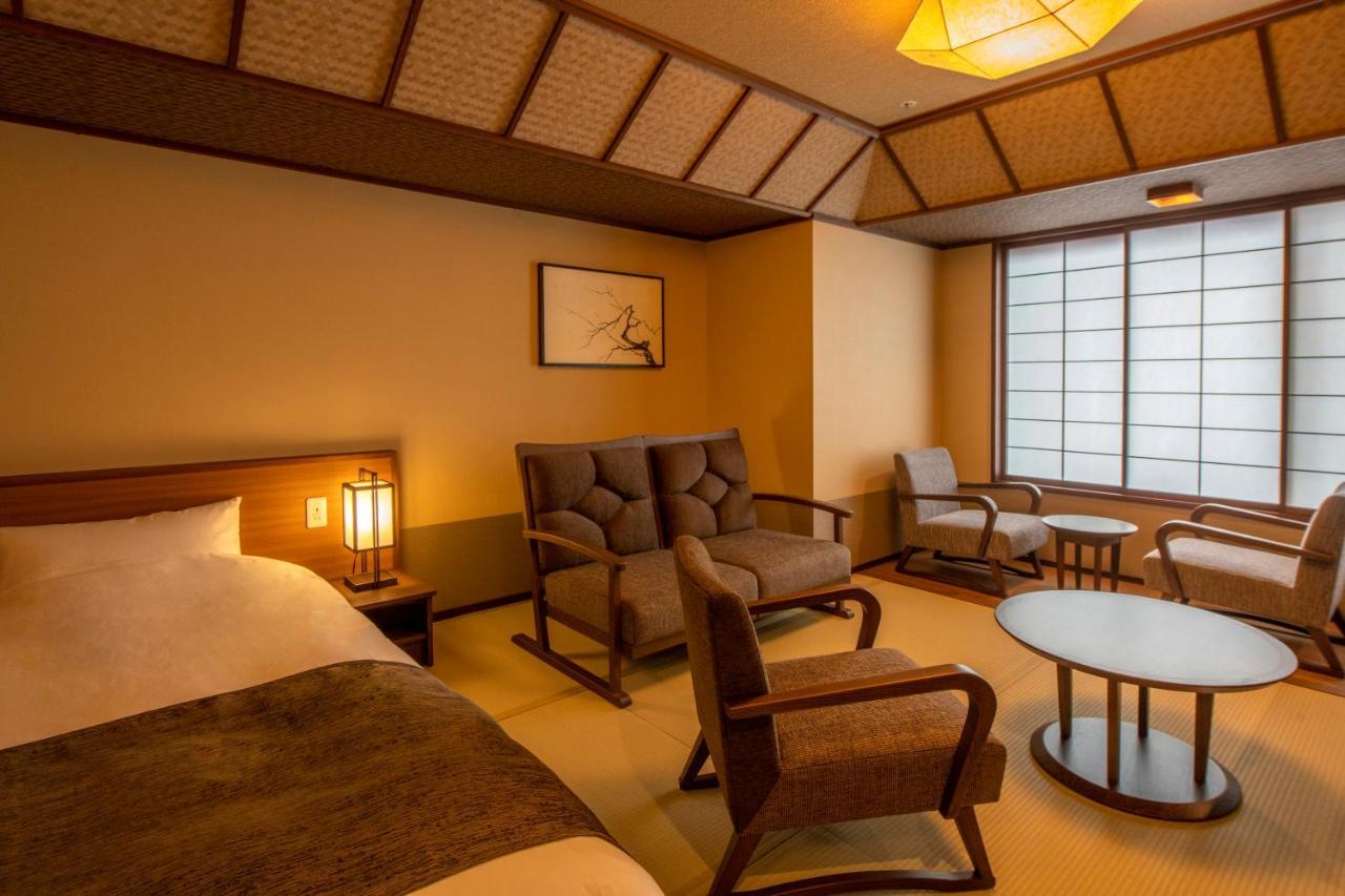 Jozankei Onsen Yurakusoan Hotel Sapporo Exterior photo