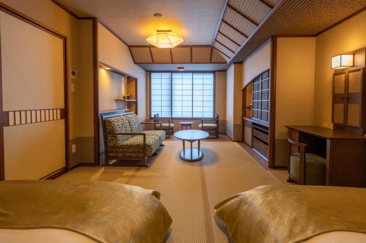 Jozankei Onsen Yurakusoan Hotel Sapporo Exterior photo