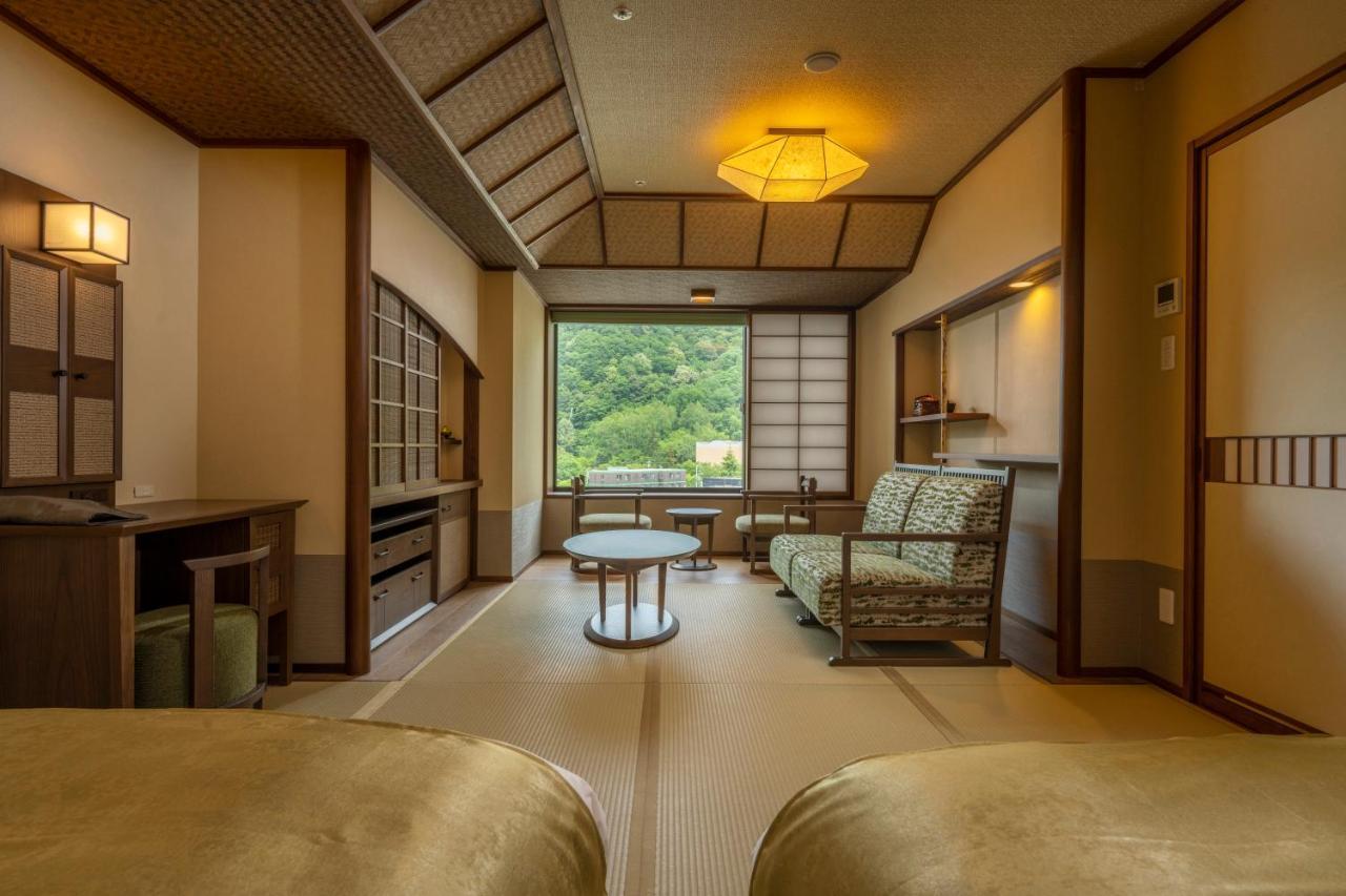 Jozankei Onsen Yurakusoan Hotel Sapporo Exterior photo