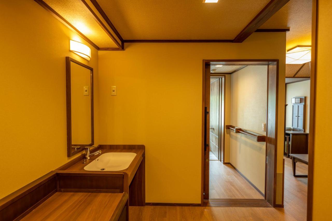 Jozankei Onsen Yurakusoan Hotel Sapporo Exterior photo