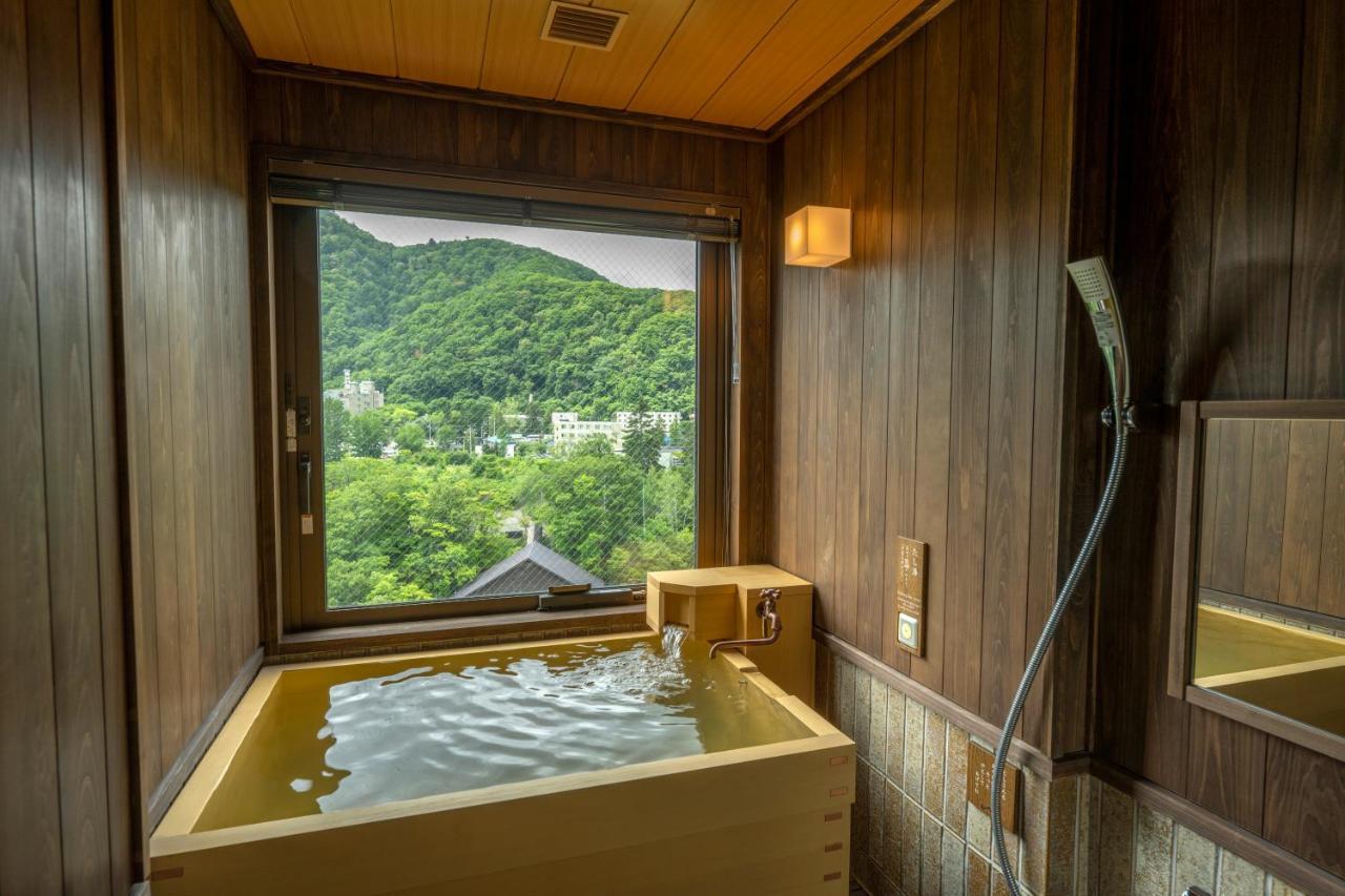 Jozankei Onsen Yurakusoan Hotel Sapporo Exterior photo