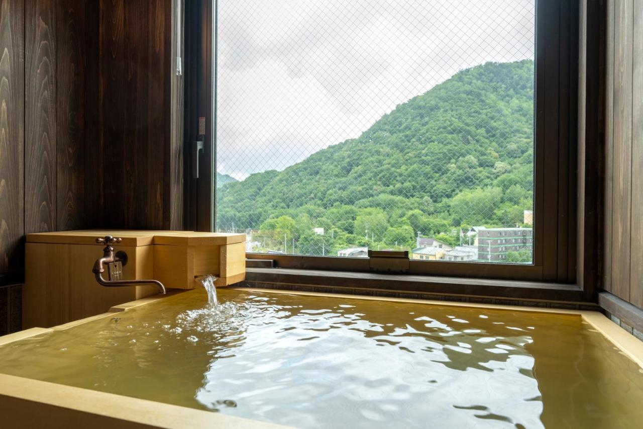 Jozankei Onsen Yurakusoan Hotel Sapporo Exterior photo
